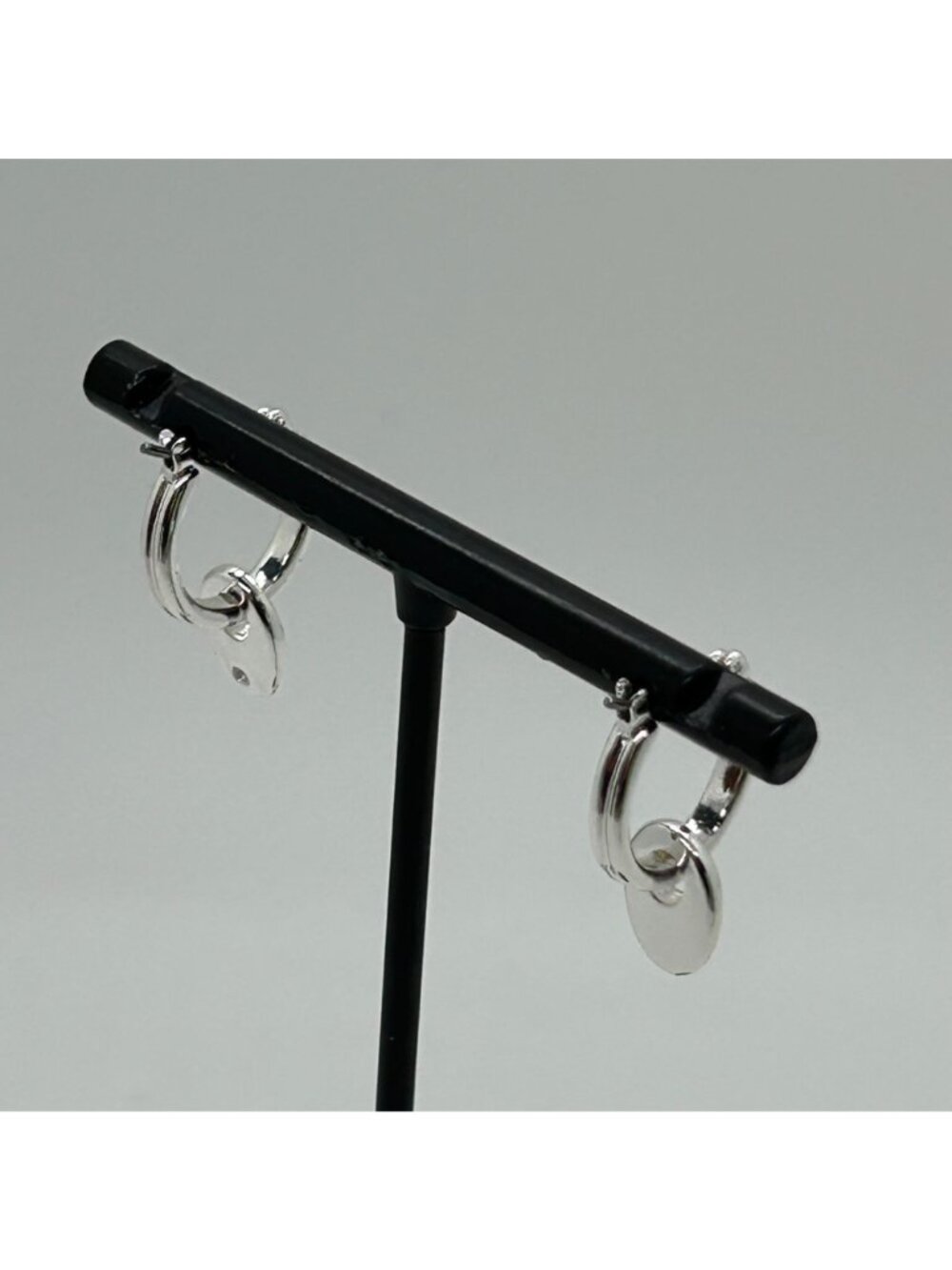 Chaps Silver Tone Hoop Small Dangle Charm Disc Coin Drop Pierced Modern - Picture 5 of 14